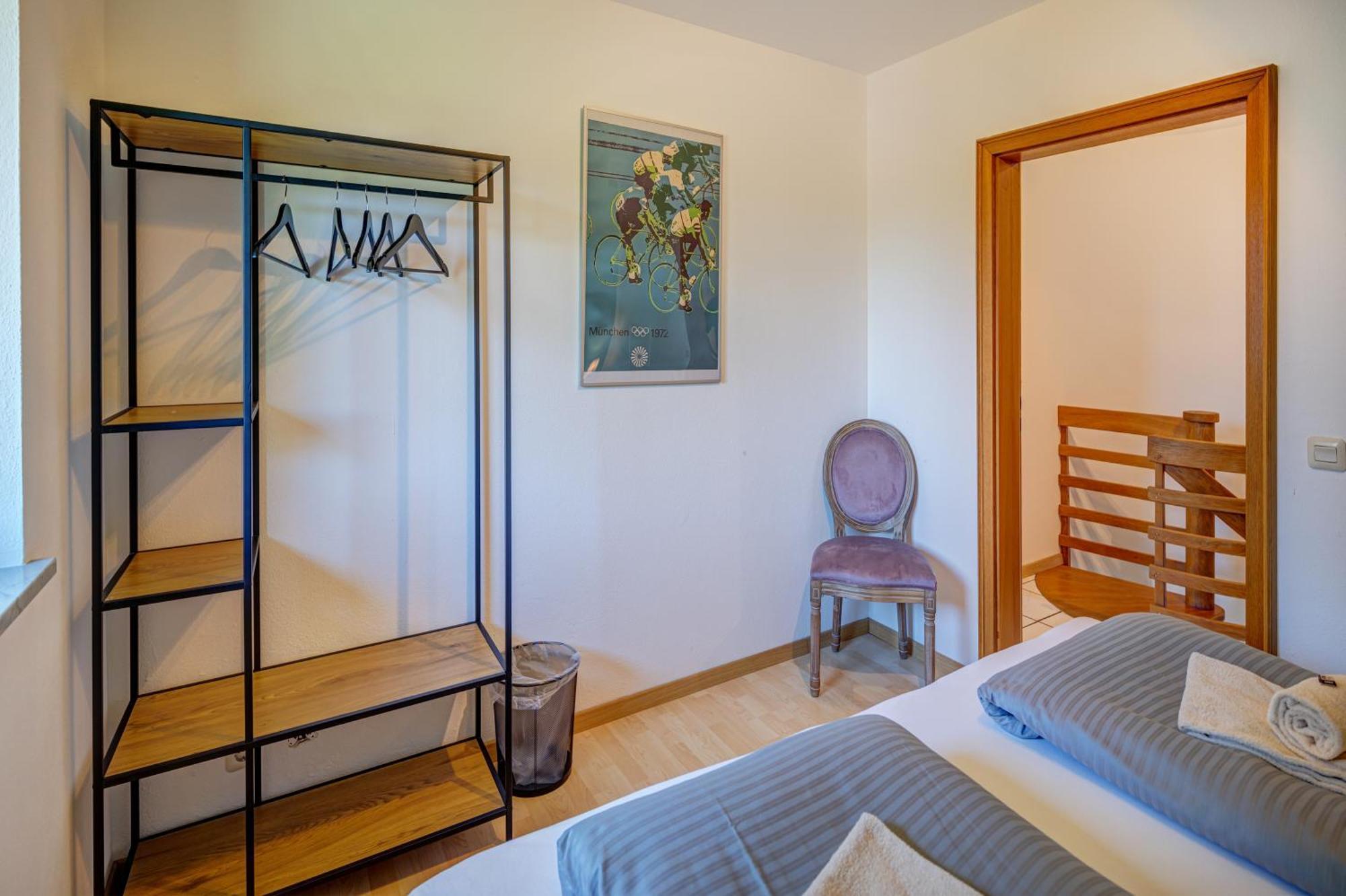 Moderne Maisonette Mit Garten Unterschleißheim Exteriör bild